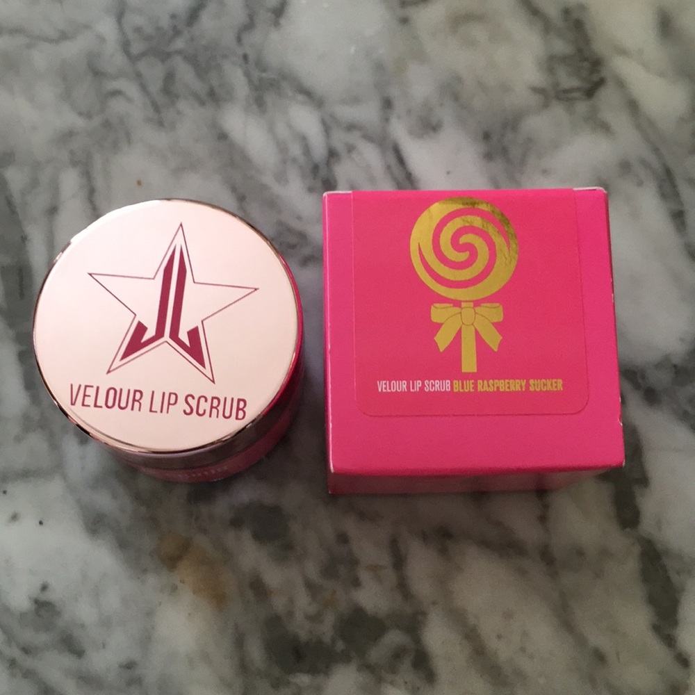 Jeffree ⭐️ Star Blue raspberry sucker lipscrub